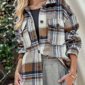 Women's Plaid Oversized Shacket Size Small